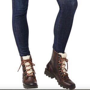 SOREL | Phoenix Short Lace Cozy Boot
